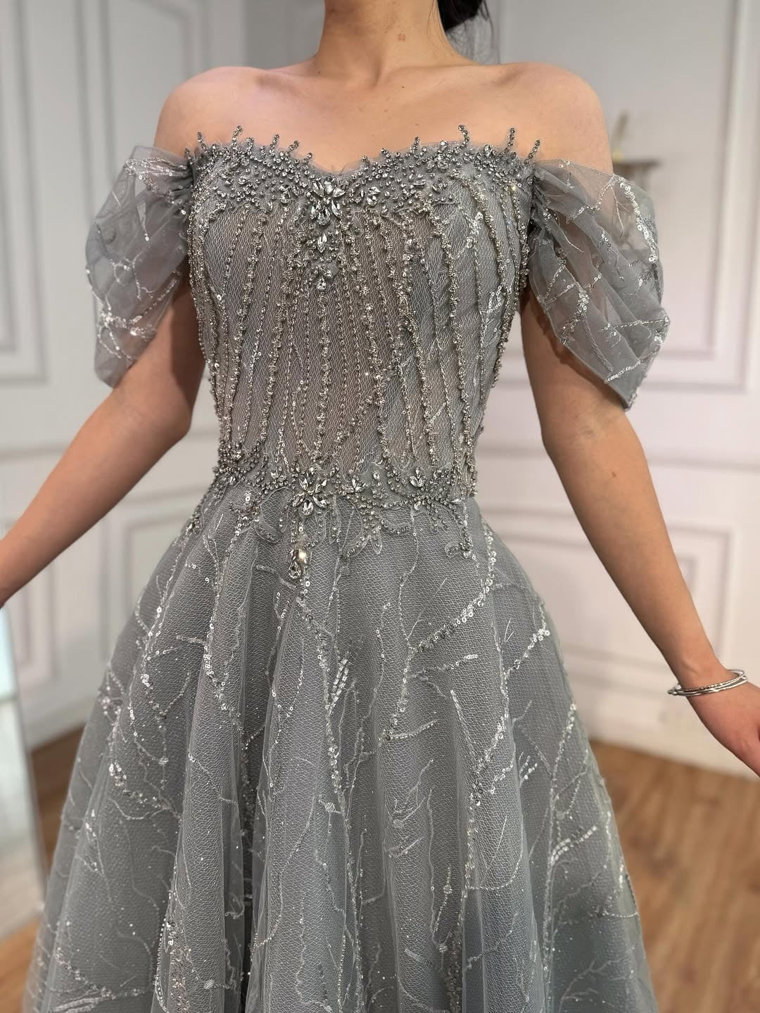Akaber dress