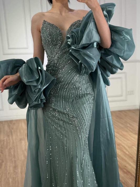 Akaber dress