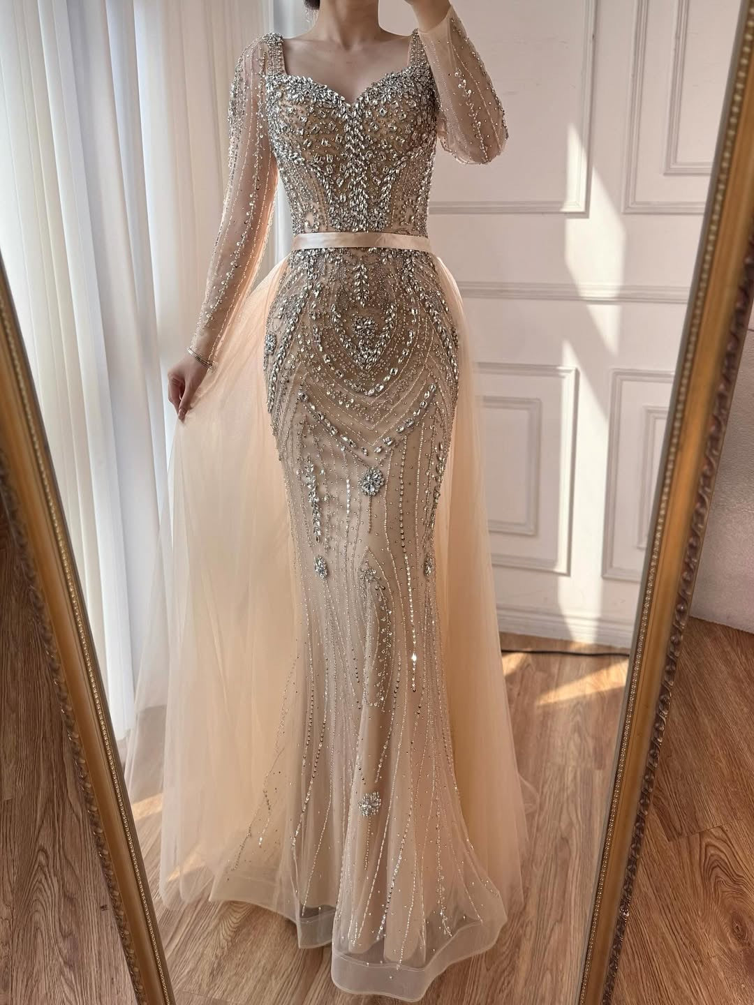 Akaber dress