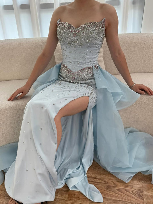 Akaber dress