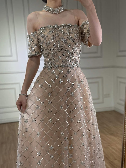 Akaber dress