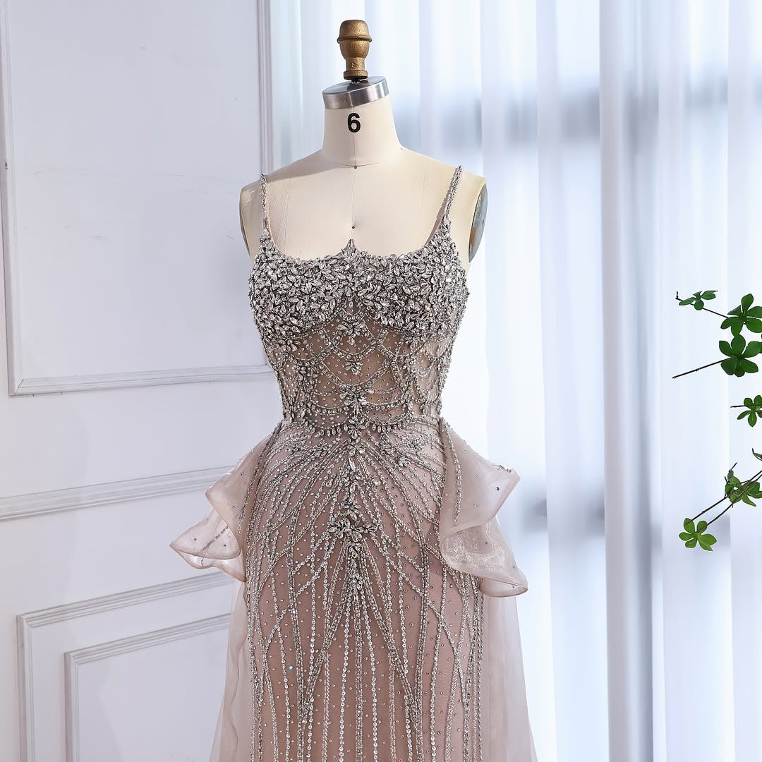 Akaber dress