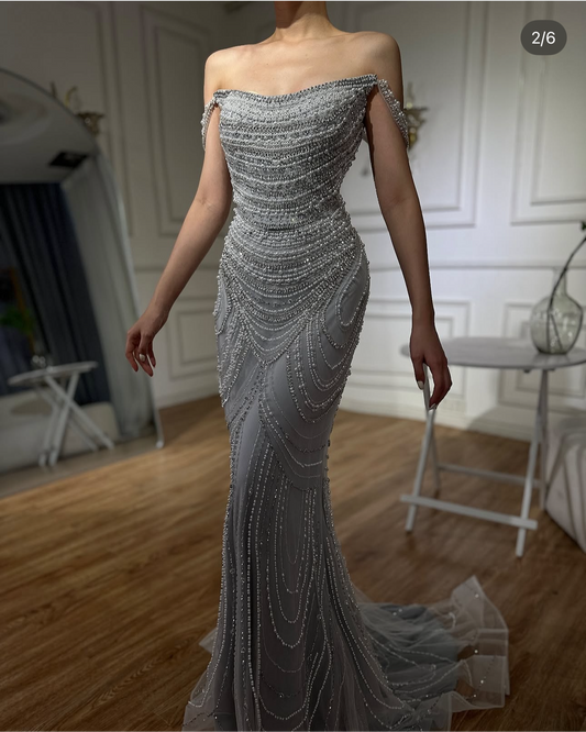 Akaber dress