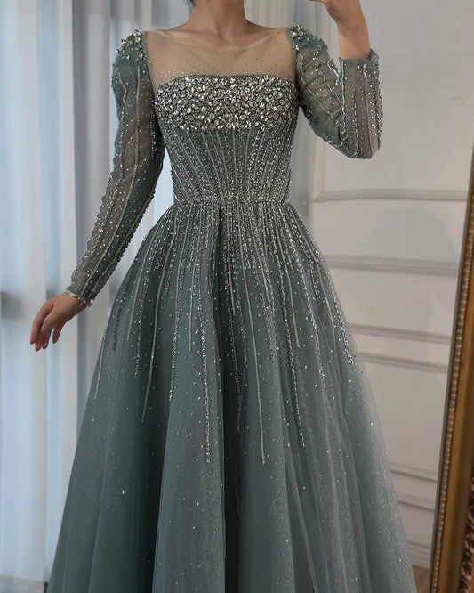 Akaber dress