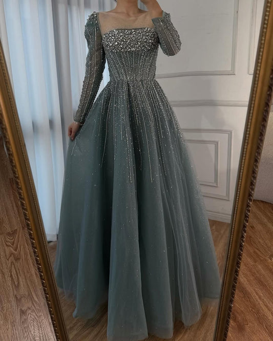 Akaber dress